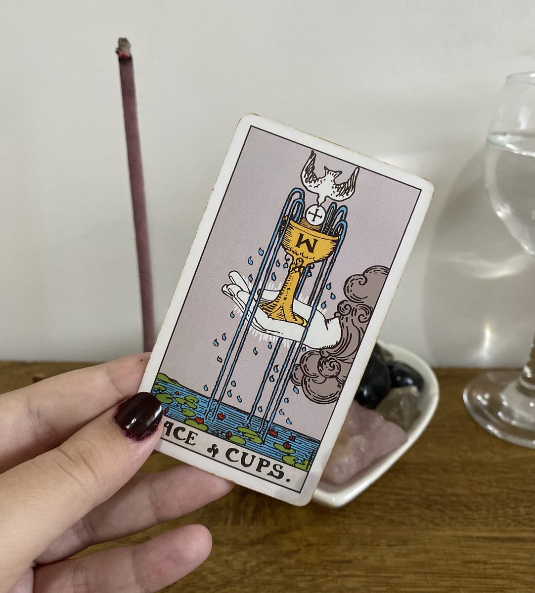 mell oracles tweet media