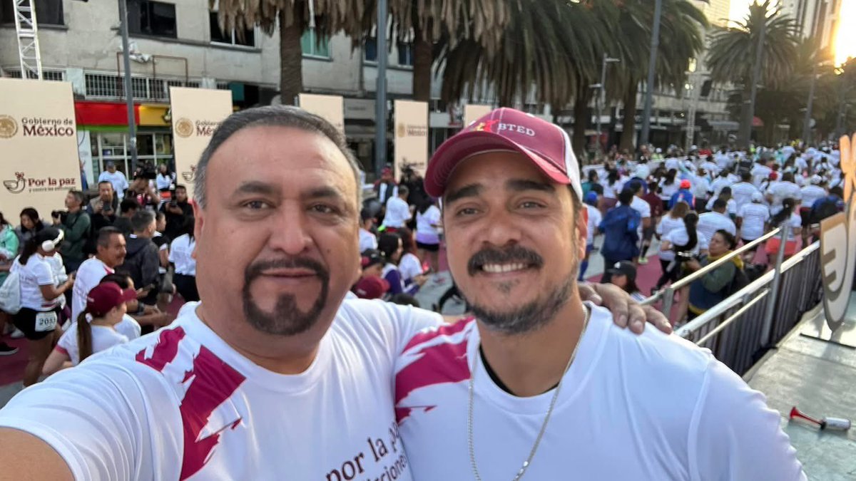 Inspiración Deportiva Sello NRL (@inspiracindepo) on Twitter photo El presidente de la Federación Mexicana de Deporte Escolar <a href="/FEMEDEESOFICIAL/">Federación Mexicana de Deporte Escolar</a> <a href="/JMartin_ST/">Martin Sanchez</a> , acompañado de Martín Gracia Álvarez Vicepresidente y Saúl Erubey Ramos Administrativo asistieron a la Carrera por La Paz y Contra las Adiciones celebrada en la #CDMX El presidente de la Federación Mexicana de Deporte Escolar <a href="/FEMEDEESOFICIAL/">Federación Mexicana de Deporte Escolar</a> <a href="/JMartin_ST/">Martin Sanchez</a> , acompañado de Martín Gracia Álvarez Vicepresidente y Saúl Erubey Ramos Administrativo asistieron a la Carrera por La Paz y Contra las Adiciones celebrada en la #CDMX