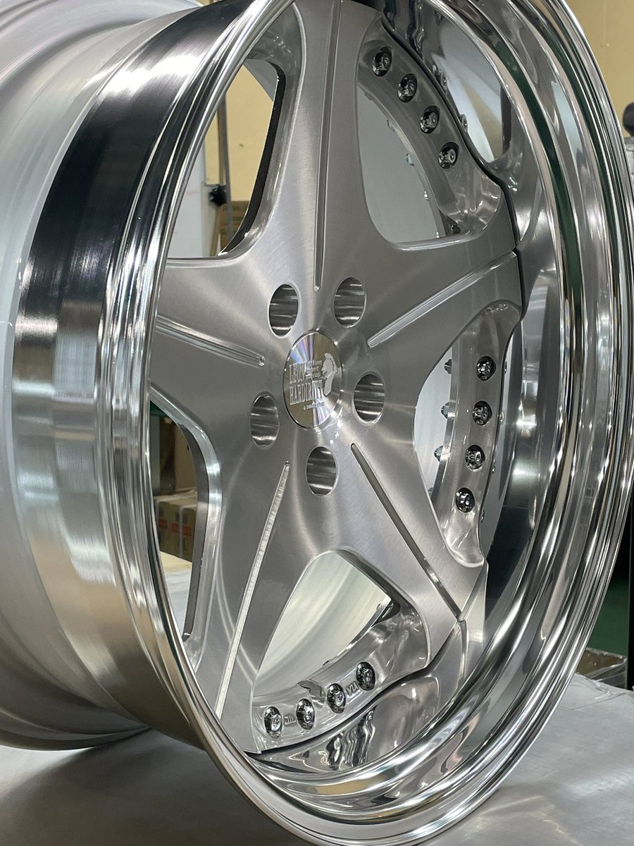 オルデン - Search / X