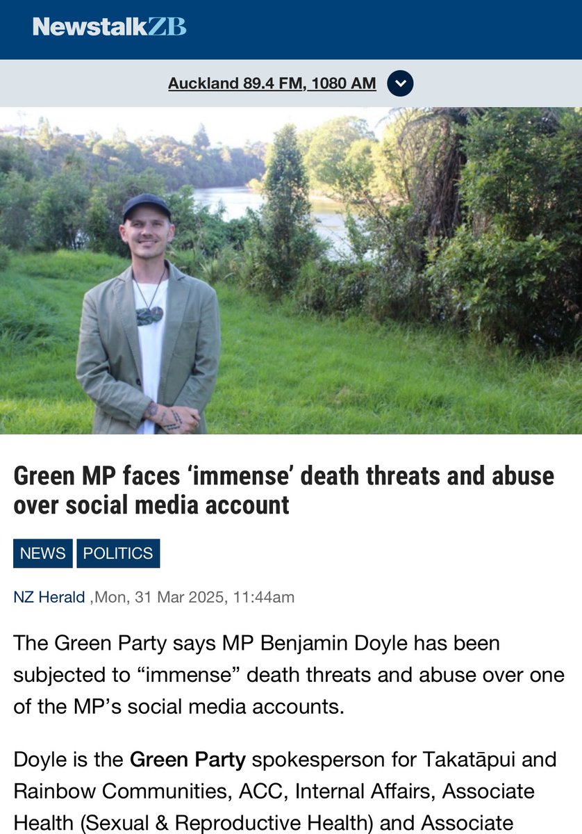 The media have all spoken to each other and figured out the angle to take.

This is like a circus 🎪