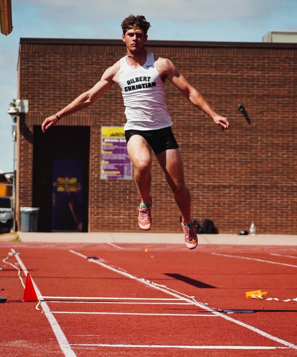BennettJuve's tweet image. Two meet’s 100m 11.4/ 200m 23.0/ Long Jump 21’.4”/ Triple Jump 40’