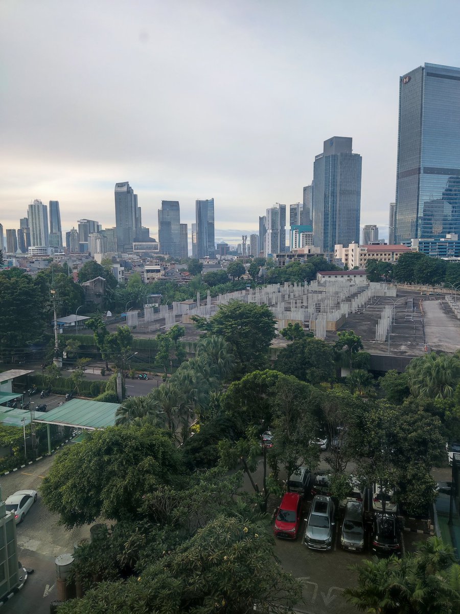 JasonKev2000's tweet image. Fraser Menteng, tebak habis ngapain