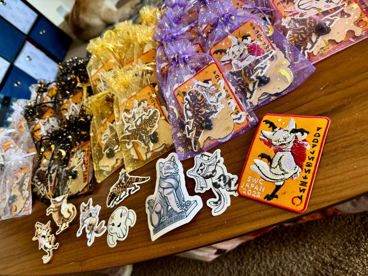 MeggityPeg's tweet photo. My goodie bags are all packed up! I fly to Japan on Friday! I can't wait to share my two tailed tooka and other stickers with everyone.
#SWAG #SWCJ準備中 #StarWarsCelebration https://t.co/tBOrljE4Wv