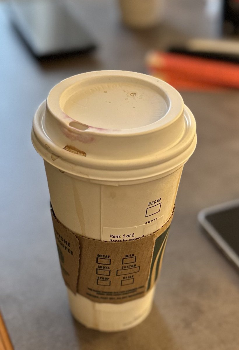 주말 다이어트 실패 ㅠㅠ

(사진은 예전 업했을때 쌀국수 먹고 스타벅스 커피 마셨을때... 컵에 묻은 립스틱을 보면서 만감이 교차했었던...)