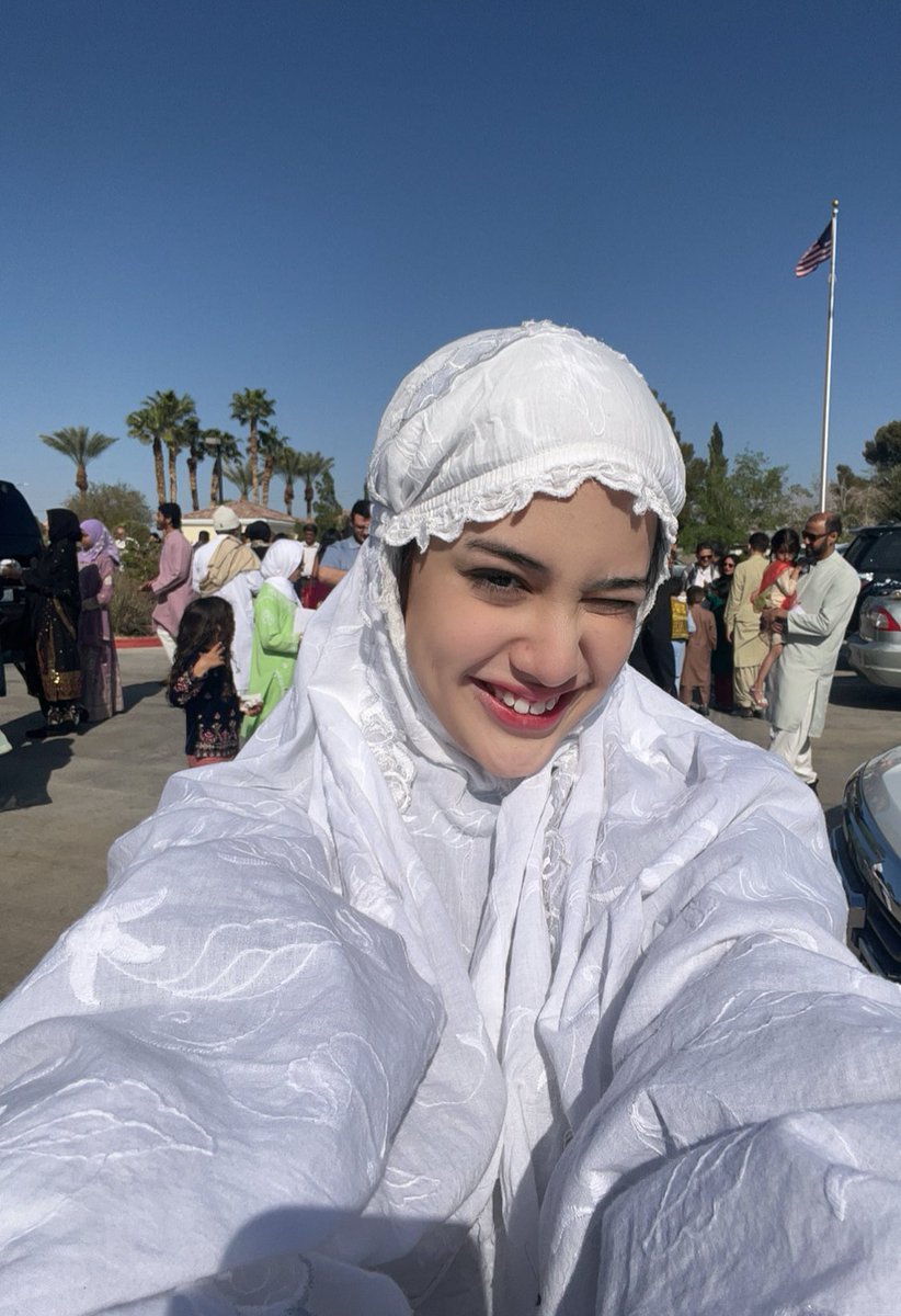 hehehe ketik 1 kalo mau spam foto lagii