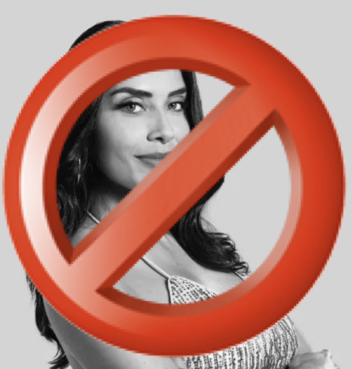 🚨 F U E R A ! #LCDLFAllStars

Esta mujer está utilizando estrategias falsas y manipuladoras, repitiendo la misma táctica de Cristina para sacar a Alfredo Adame, usando el mismo discurso porque su amiguita Mane se lo dijo. No se dejen engañar por su juego sucio.