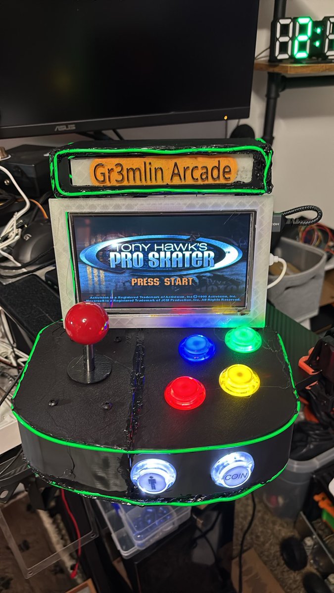 backpacklife1's tweet image. Tony Hawk on a 3D printed arcade, yes please. Backpack mounted coming soon!