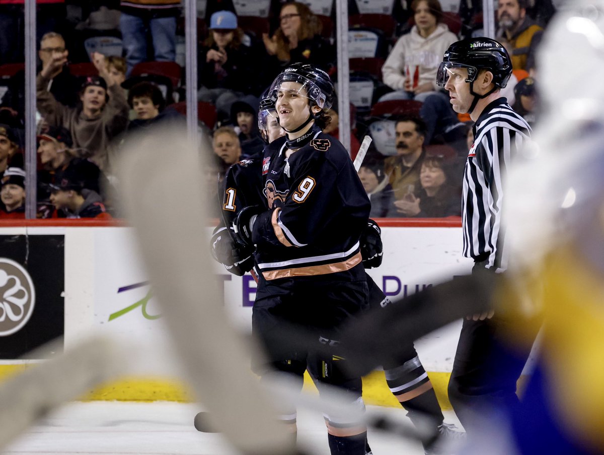 Are we having fun yet Hitmen fans?! 🚂