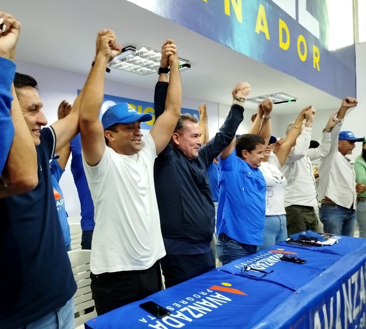 AProgresistaVE's tweet image. ¡En Nueva Esparta con Morel Avanzamos!

Encuentro con las estructuras municipales de Nueva Esparta

@luisromeroc @johanyanez85 @MorelRodriguezA @APnuevaesparta