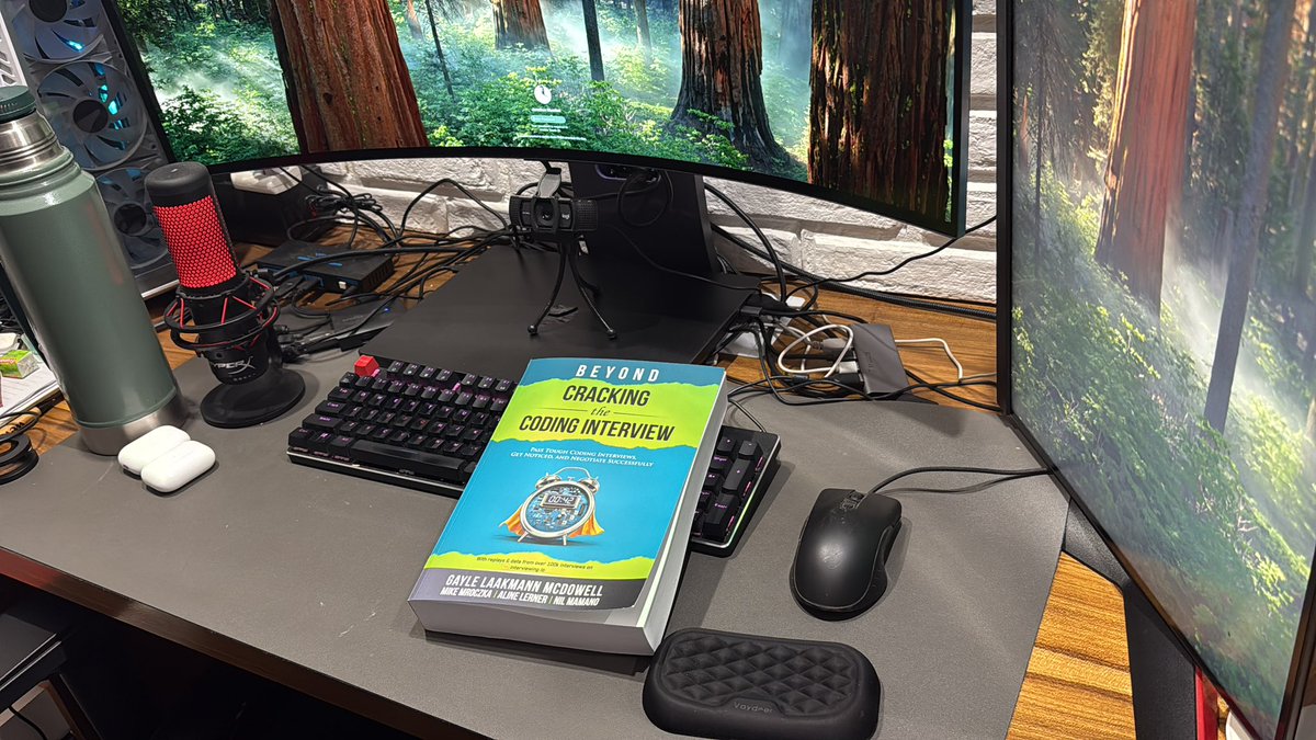 jonymusky's tweet image. Llego el nuevo #crackingthecodinginterview 🥰