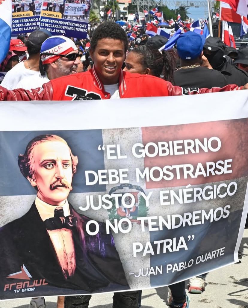 El gobierno del PRM, hoy le ha quitado el derecho a los dominicanos de alzar su voz pacíficamente sobre la migración ilegal. <a href="/luisabinader/">Luis Abinader</a> <a href="/FarideRaful/">Faride Raful</a> recuerden que el deber de ustedes es gobernar para los dominicanos. #Friusa es tierra dominicana.