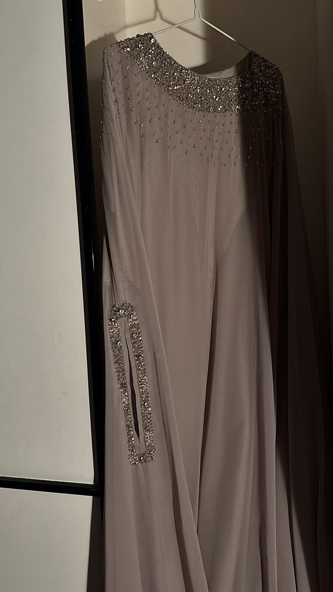 —جلسة فجرية العيد لكُل أنثى الآن.