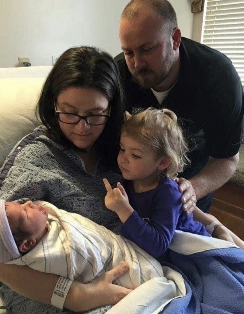 insane poses tweet media