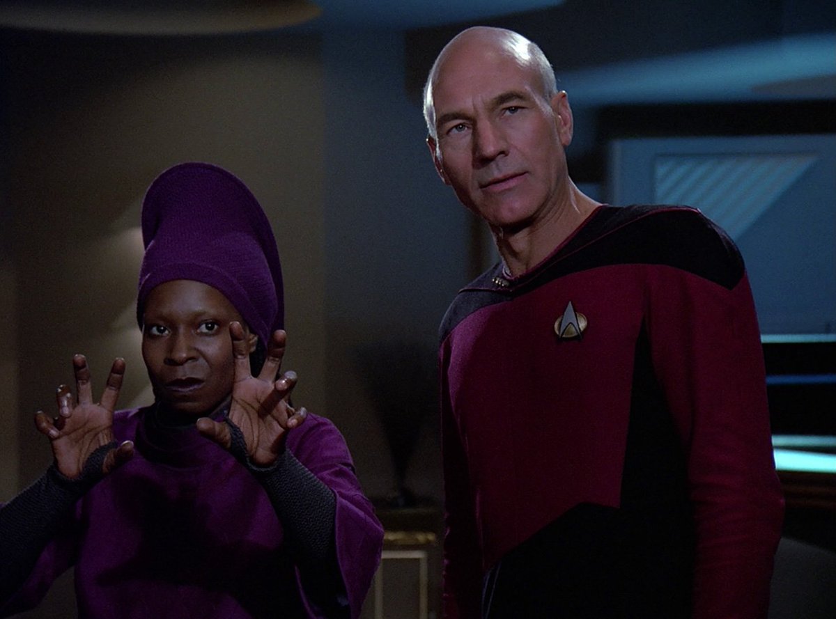 JanelleWaz's tweet photo. Why do I feel like this could be the start of an RPG? #TNG #QWho #allstartrek https://t.co/jdnemF9M7Q