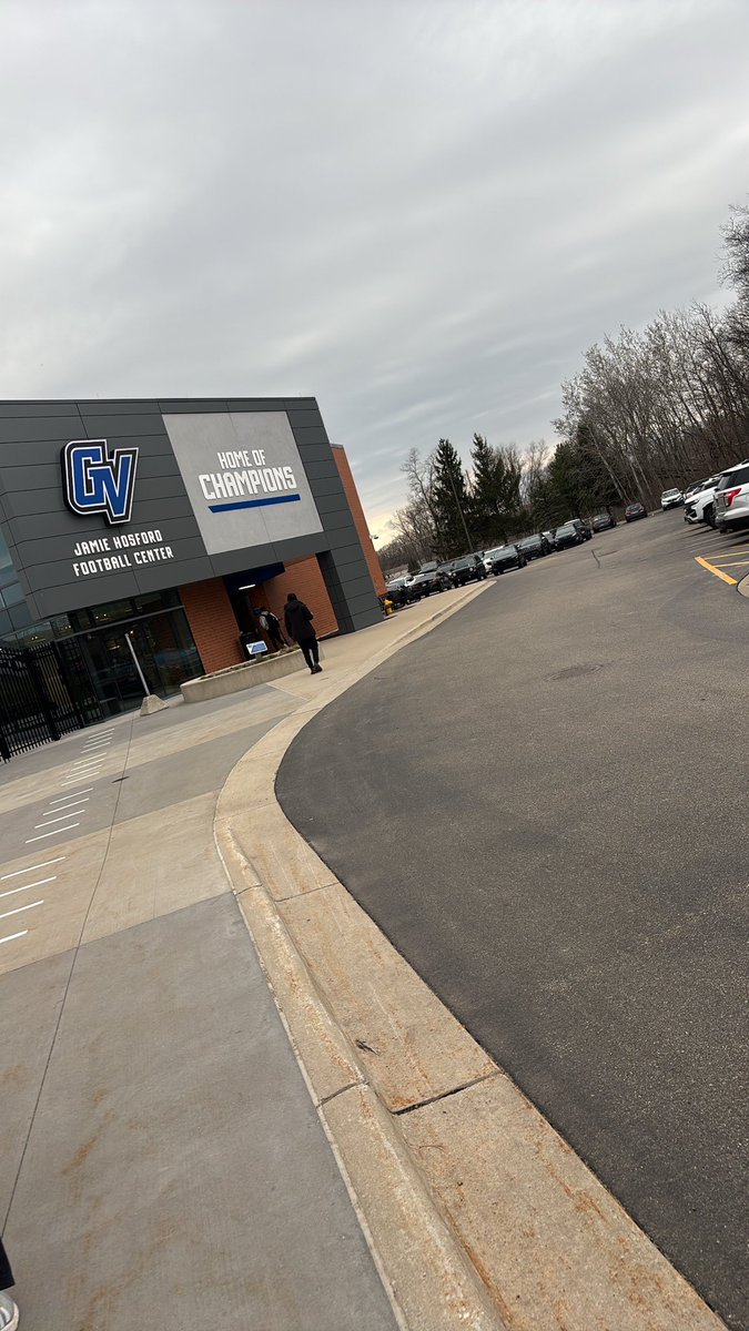 Khylan “ Kb ” Osbey (@khyosbey) on Twitter photo Had a great weekend at the crib, cant wait to be back home! <a href="/gvsufootball/">GVSU Football</a> <a href="/CoachWooster/">Scott Wooster</a> <a href="/CoachStuddGV/">Coach Studd</a> Had a great weekend at the crib, cant wait to be back home! <a href="/gvsufootball/">GVSU Football</a> <a href="/CoachWooster/">Scott Wooster</a> <a href="/CoachStuddGV/">Coach Studd</a>