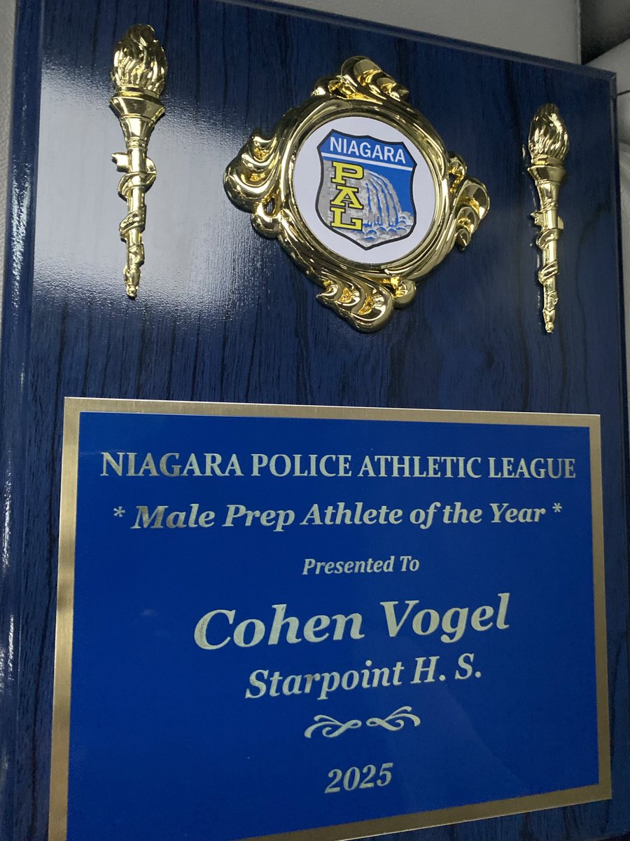 Starpointhoops's tweet image. Congrats to our guy @CohenVogel25 on being awarded @NiagaraPAL Male Prep Athlete of the Year at their annual banquet this evening, joining a highly impressive list! @ECIC2Hoops @centercourt42 @CoachesCorner23 @ByJoeKraus @GNN_Sports_ @wnyhoopmania @WNYAthletics @spointathletics