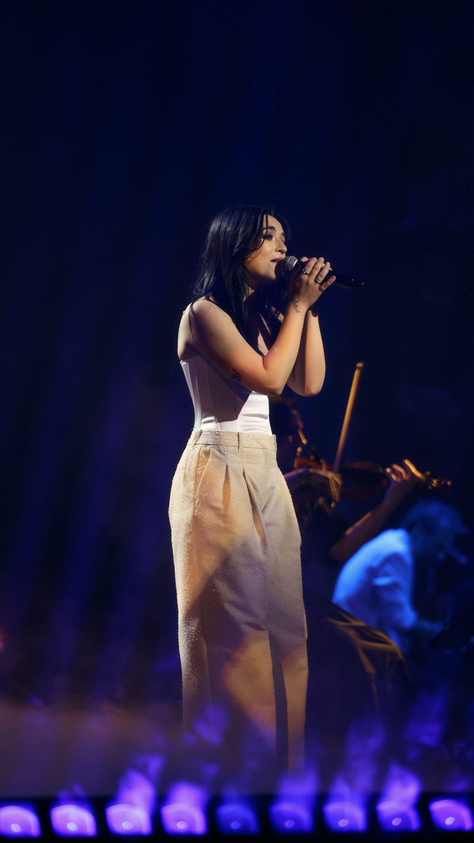 📣 Le public a parlé: 

MIA et KATRINE sont officiellement les deux GRANDES FINALISTES de la saison 2025 de Star Académie! FÉLICITATIONS! 🎉⭐️

Un immense BRAVO également à VICTORIA et ALBERT pour leur parcours exceptionnel! ✨