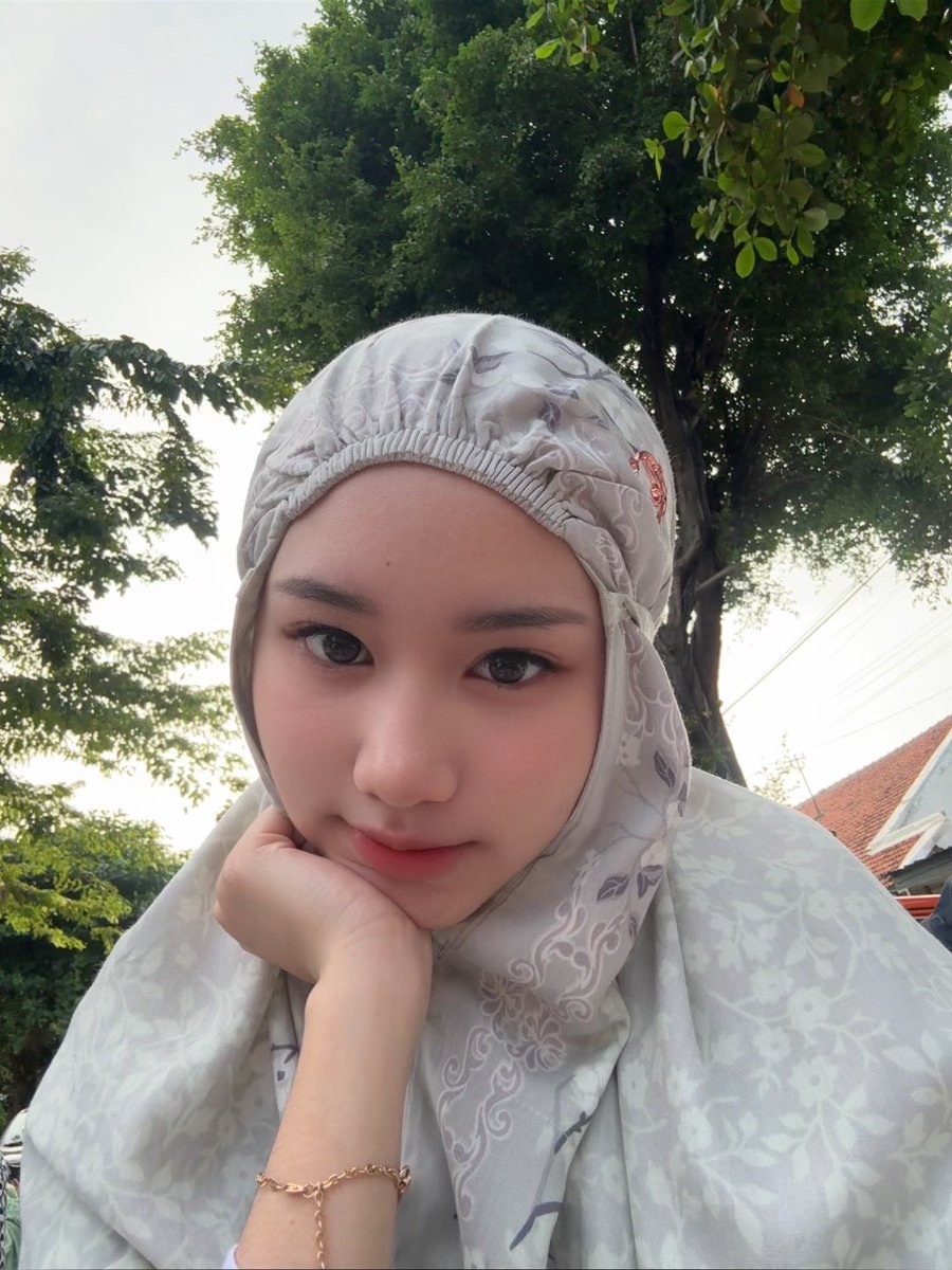 AA_AlyaJKT48's tweet photo. Selamat Hari Raya Idul Fitri 1 Syawal 1446 H /2025 M

TAQOBBALALLAHU MINNA  WA MINKUM

Minal 'aidin wal faizin Mohon maaf lahir batin

🙏🏻🤍 https://t.co/ah7JD4uwO0