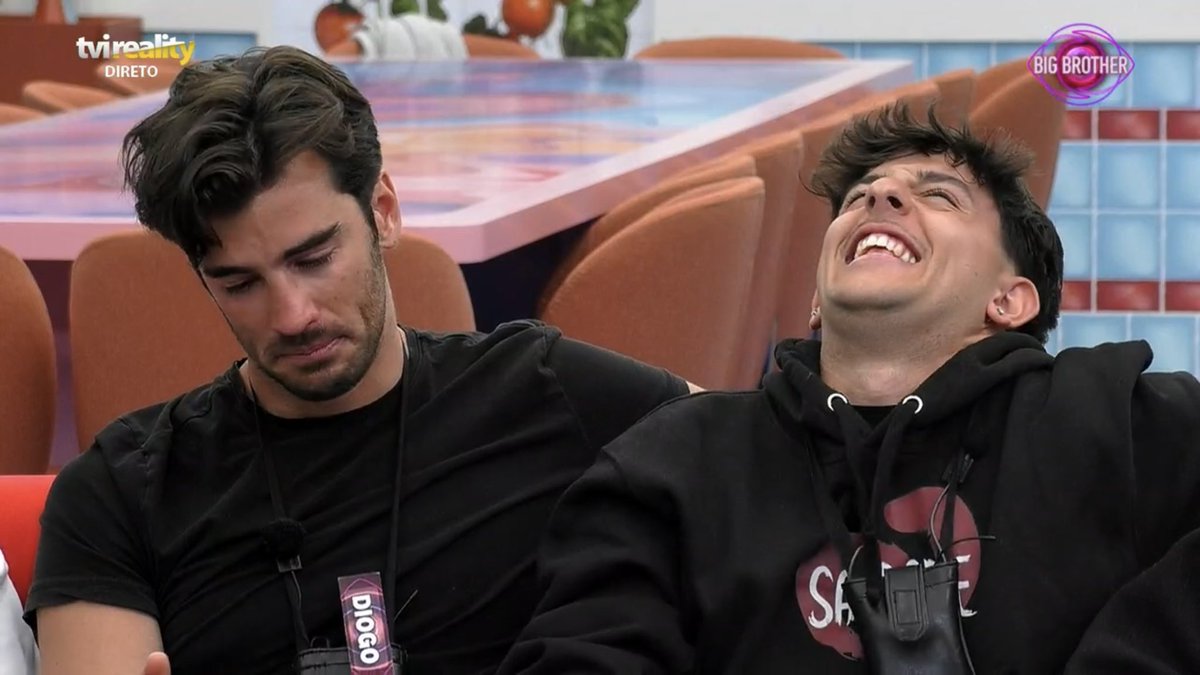os meus dois estados a cada 5 minutos na tpm #bbtvi