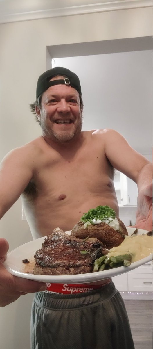 bigrigadventur1's tweet image. Who&apos;s hungry?    The best part of being home, is a home cooked meal...