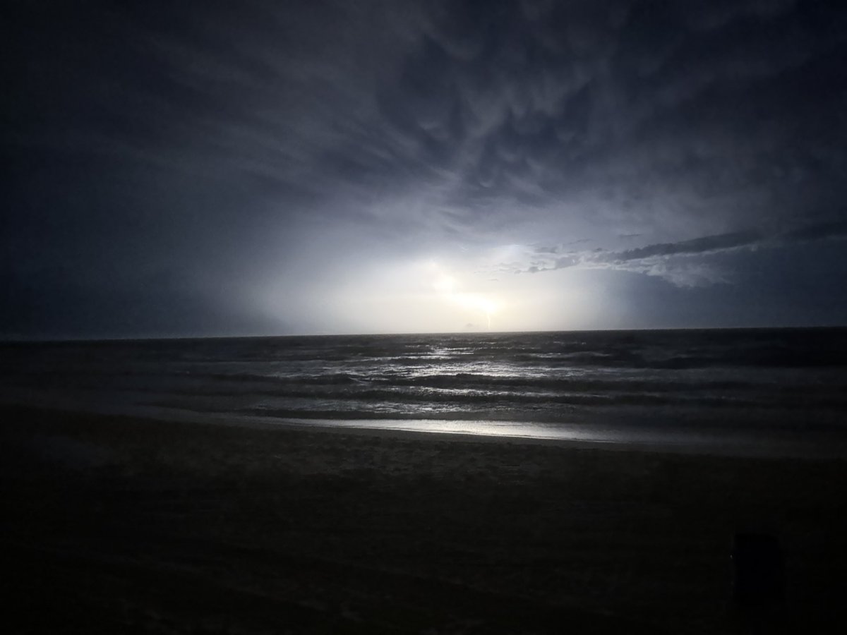 cobbstidham's tweet image. Some storm pics from #DestinFlorida