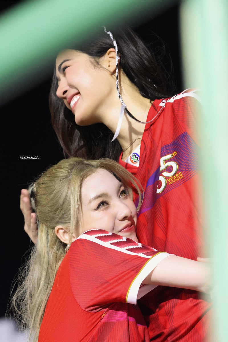 พิหลิงๆไม่รักออม!!! 🌈 tweet media