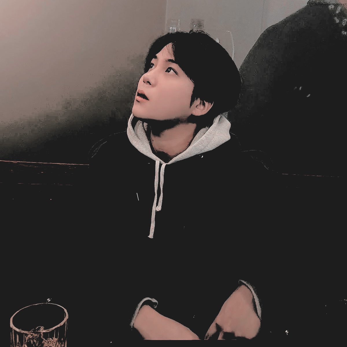 oceancarus's tweet image. ᅠ
⠀ ⠀,´´ヽ. ,, . ׳``·　⠀   choi shiwoo.
⠀    ;⠀⑅⠀⠀⠀⠀⠀      ;     barista. ♱◞ ྀི
⠀ ⠀ `,, ◌´⠀ˆ⠀`◌ ,,ˊ      𓊆†𓊇  nephilim. 
⠀ ⠀         ა ☕️ ૮ 　
⠀ ᅠ
