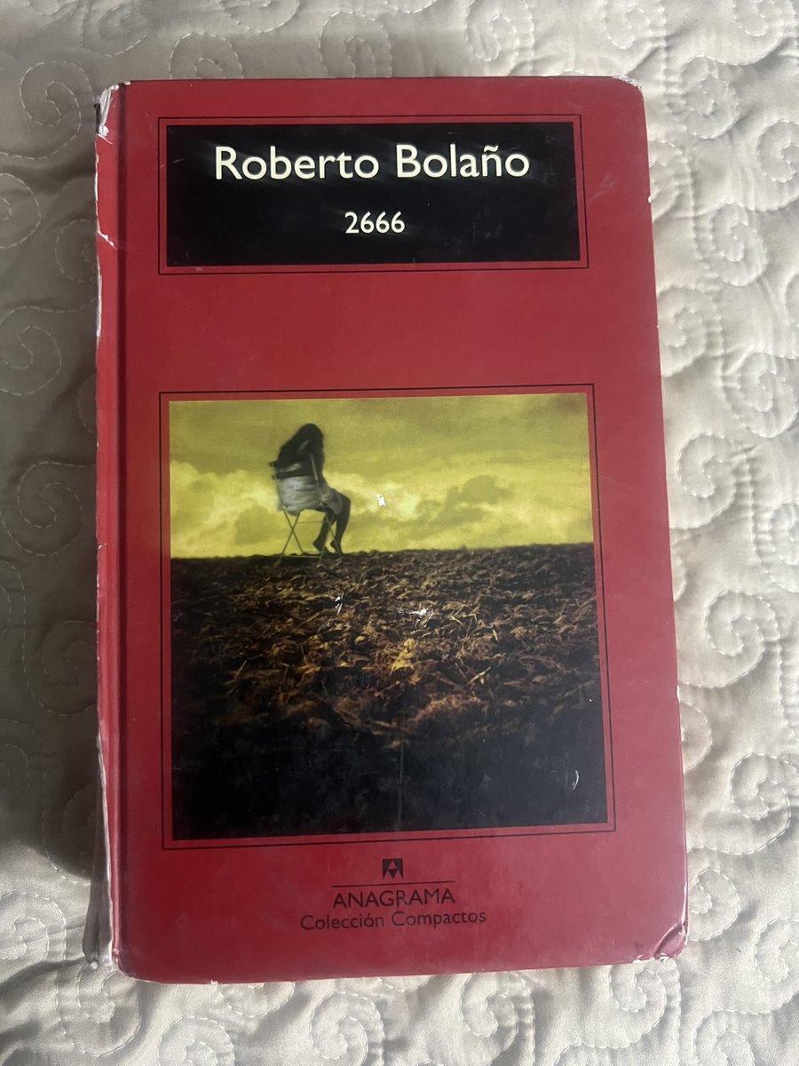 osalasp19's tweet photo. A propósito del #RanchoIzaguirre retomé un libro que me dió mi padre del gran escritor chileno @bolano ✝️ Publicado en el ya lejano 2004, parece un retrato del #Mexico actual 
#Desaparecidos #Jalisco #Oaxaca #Culiacan #Tabasco 
#Teuchitlán https://t.co/sl3GWbdU0F