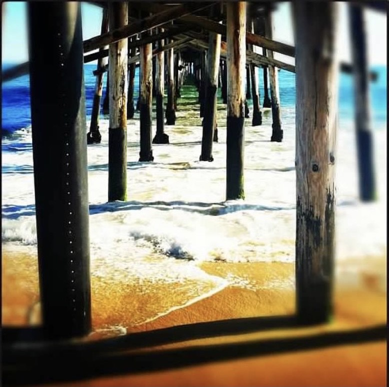 calicritters777's tweet image. Beautiful View From Under the Pier! #Ocean #pier #NaturePhotography #California #Beach #NatureBeauty
