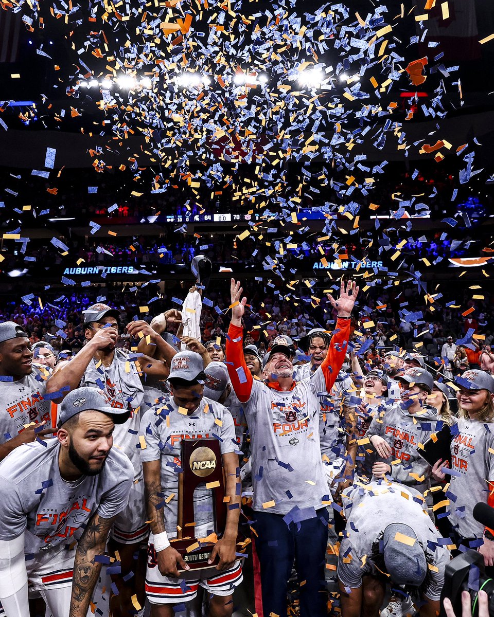 AuburnMBB's tweet photo. vibesssss https://t.co/7YzRJbaV03