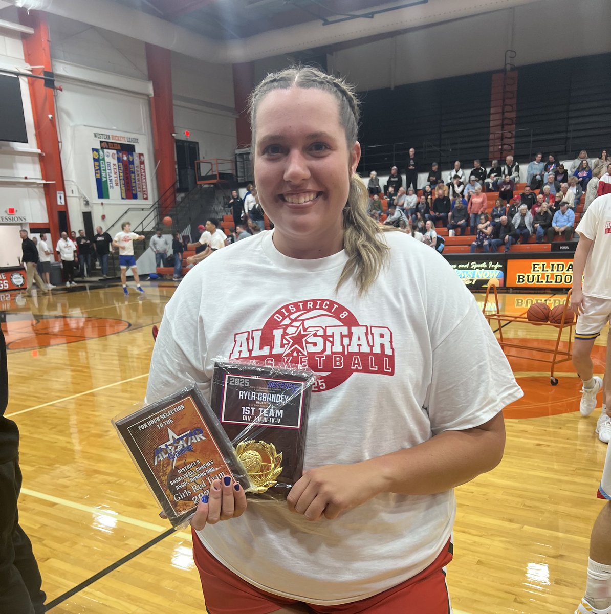 That’s a wrap on a fantastic HS athletics career. Congrats Ayla!
1,000 kills in 🏐 ✅
1,000 pts in 🏀 ✅
861 rebounds (All-Time BHS leader) ✅
1st Team All-NWC, All-District, &amp; HM All-State.
