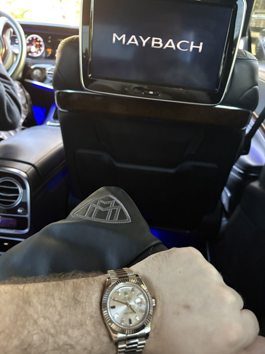 Ain’t been on this bih in a minute, we rich in this side what yall been doin?