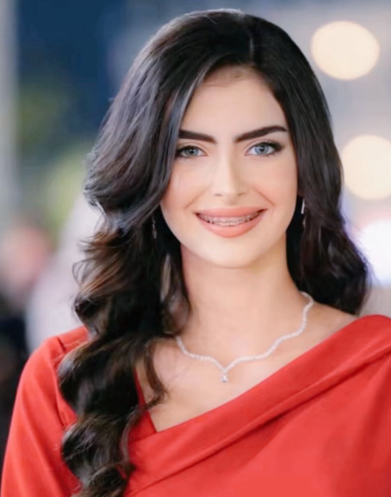 #كشخه_العيد

            *عيدڪمـ مُبارڪ*
           *وڪُل عام وأنٺم بخير*