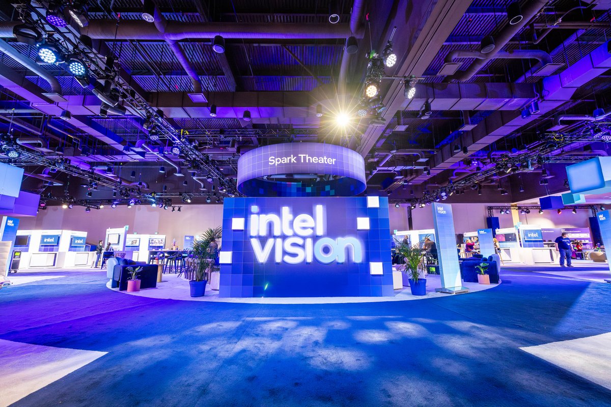 intelnews's tweet image. One more sleep until #IntelVision 2025 kicks off 🌃! Stay tuned for the latest updates from Intel.