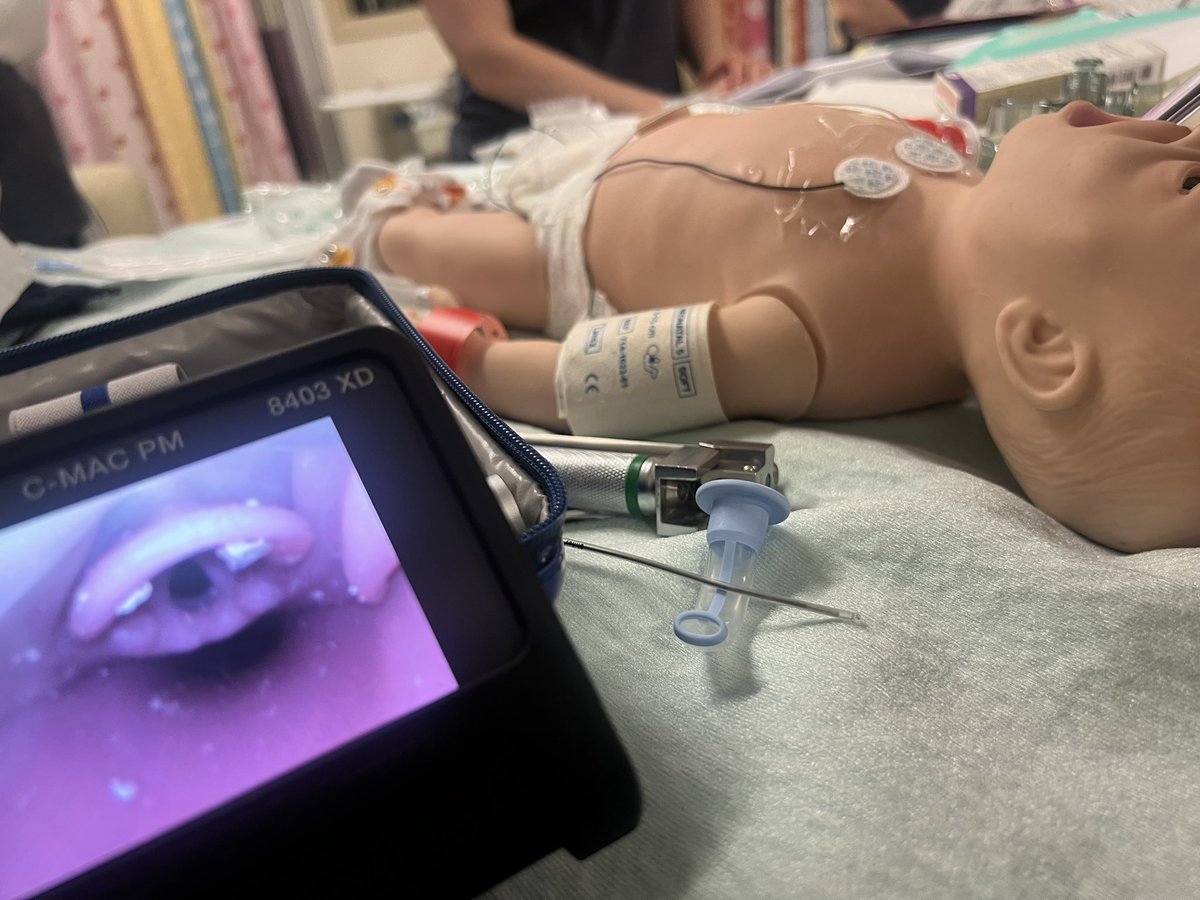 KinderMedic tweet media