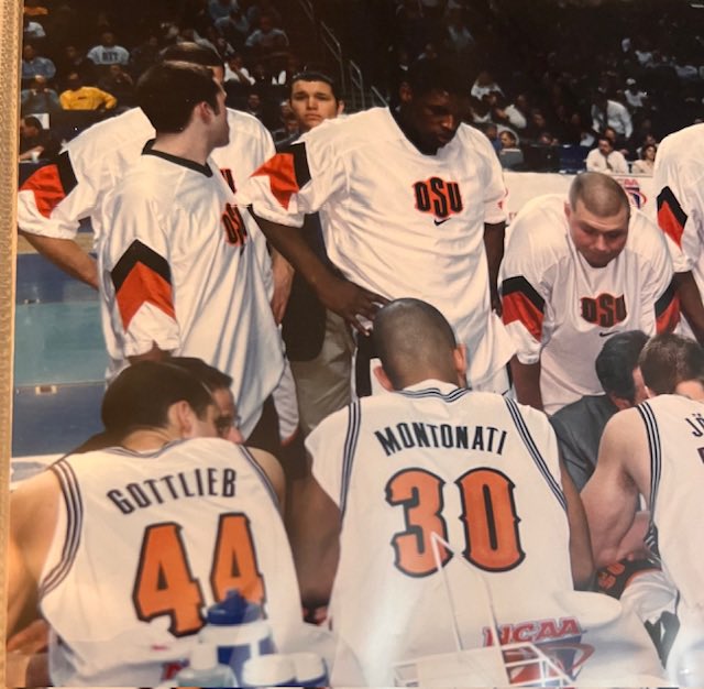 Miss hoopin with my guy <a href="/BMont30/">Brian Montonati</a> s/o to Western Wyoming HC <a href="/CoachSoza/">Coach Soza</a>