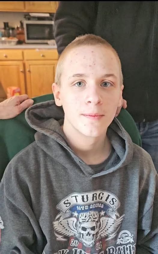 OmahaPolice's tweet image. STILL MISSING - Help us find Zachary Leibert, 15. Zachary is 5’7”, 135 lbs, blond hair. Last seen wearing blk/whi hoodie and grn/tan pants. Last seen on 3/25 near 204 &amp;amp; West Maple. Zachary has high functioning autism. He likes Ta-Ha-Zouka Park and other parks. If seen, call 911!