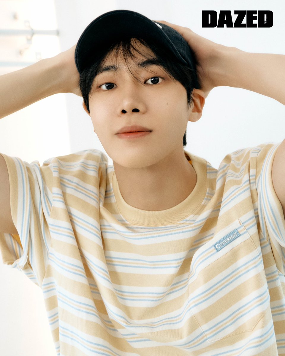 TOGETHER, IT BEGINS WITH COVERNAT #협찬

분주한 오후, 휴식의 한잔을 즐기는 추영우. 여름 향기가 묻어나는 커버낫을 입고.

#추영우 #ChooYoungwoo #커버낫 #Covernat

Discover more in <DAZED> KOREA 2025 APRIL issue.