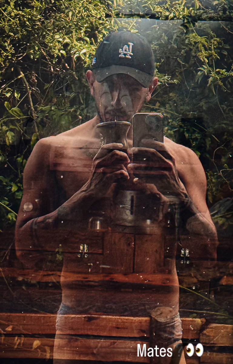 waltermeni_'s tweet photo. Mates ?!  👀 https://t.co/8ea47fHjKx