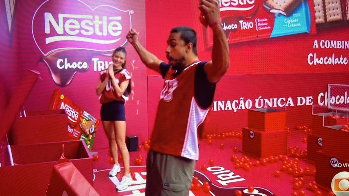 OhJackieTequila's tweet photo. Se a Vitória passou pra segunda fase primeiro, ela tinha o direito de escolher o número do toten primeiro também. Foi injusto!  #provadolíder #bbb25 https://t.co/t0dc4DjUrr