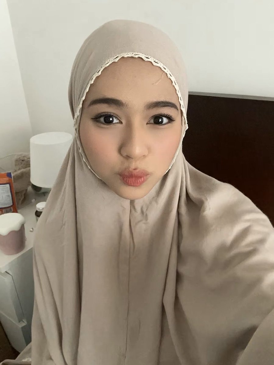 I_KathrinaJKT48's tweet image. mohon maaf lahir dan batin🙏🏻🤍