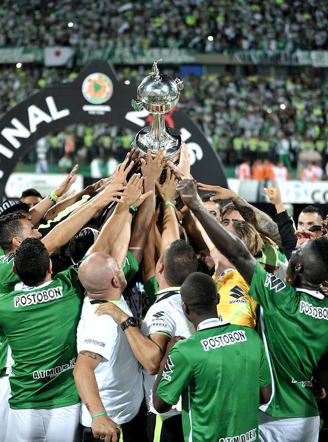 Jecontent00's tweet photo. Atlético Nacional campeón Copa Libertadores 2016 🏆.
[ABRO HILO] 🟢⚪️. https://t.co/AQV86SylGz
