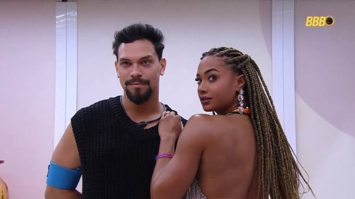 genoL69L's tweet photo. E vamos salvar o Vini novamente!!!
A leoa com certeza tem muito orgulho do amigo.
#BBB25 #alinepatriarca #leoa #evaeliminada #vini https://t.co/C20TURApfm