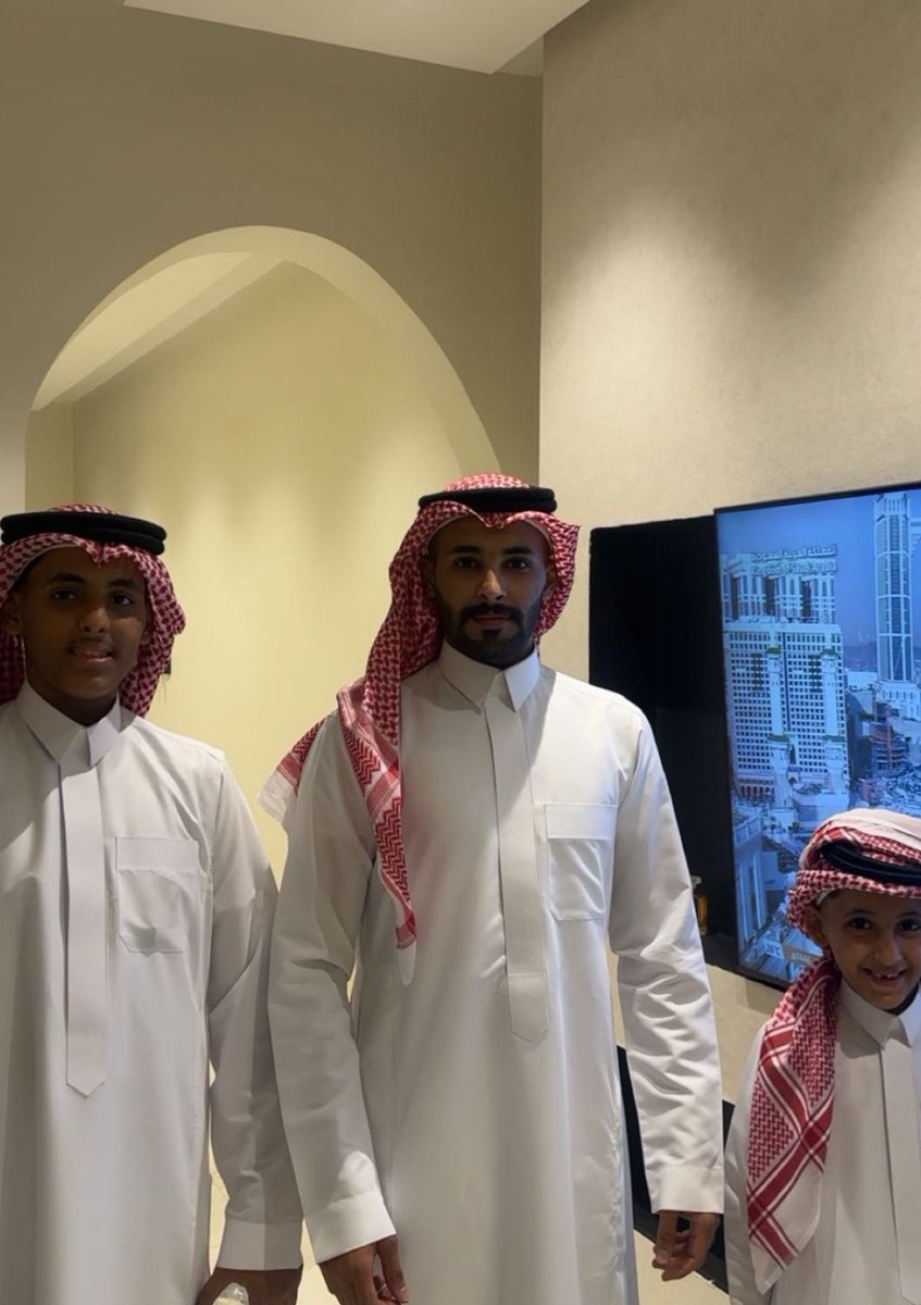 loolooabd's tweet photo. انتم عيدي انتم فرحتي انتم كل دنيتي
انتم حصاد عمري  وسنيني
أدامكم الله حولي مدى الدهر♥️ https://t.co/BdHXia62Te