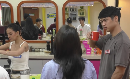 TrishaAm0168's tweet photo. Ang ganda tumitig ni Emilio Daez...
May katapat na sa pagtitig si Mr. Yu...
Kita kita sa Salamin Mr.Yu.
#KiraBalinger
#EmilioDaez
#DustinYu
#KiTin https://t.co/v4k4omlyHU