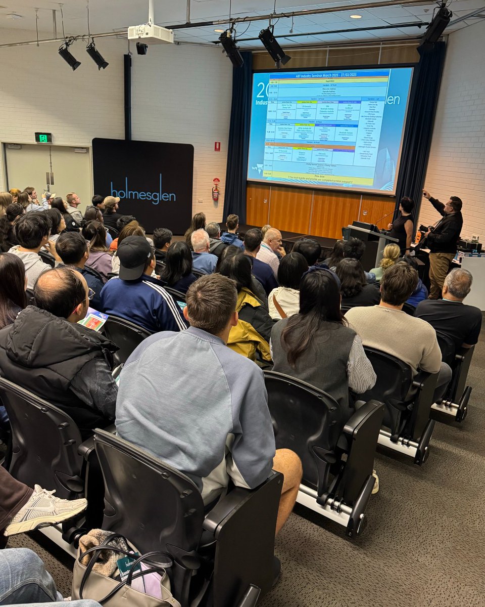 A full house for a full day of career insights. Our Applied Building Technology Seminar was a success! 🏗️

Keynote speakers ✅ Industry presentations ✅ Networking ✅

Thanks to our industry friends for your support.

Discover our building courses ➡️ ow.ly/lJ0p50VqcW1