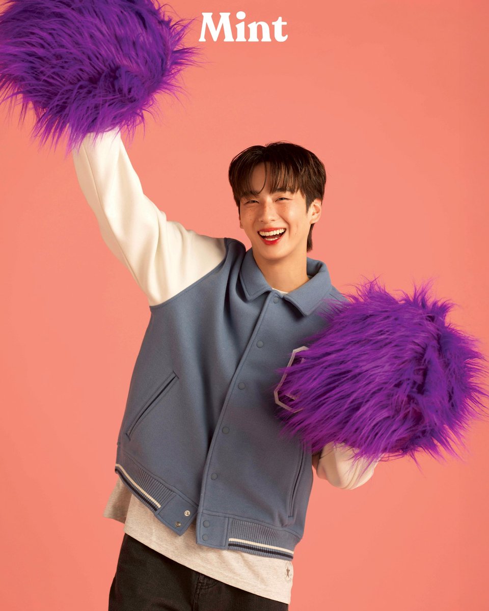 เริ่มยกแรก! ประเดิมแมตช์แรกด้วยภาพแฟชั่นเซ็ตของหนุ่มไอดอล ‘จูเนียร์-แทด’ จากวง #ATLASth และ ’ภูธัชชัย-ภีมวสุ’ จากวง #BUSbecauseofyouishine  มาประชันความหล่อคิ้วท์ใน #MintVol27 ฉบับล่าสุดกับการถ่ายแฟชั่นเซ็ตปกที่เต็มไปด้วยเอนเนอร์จี้ความน่ารักสดใส