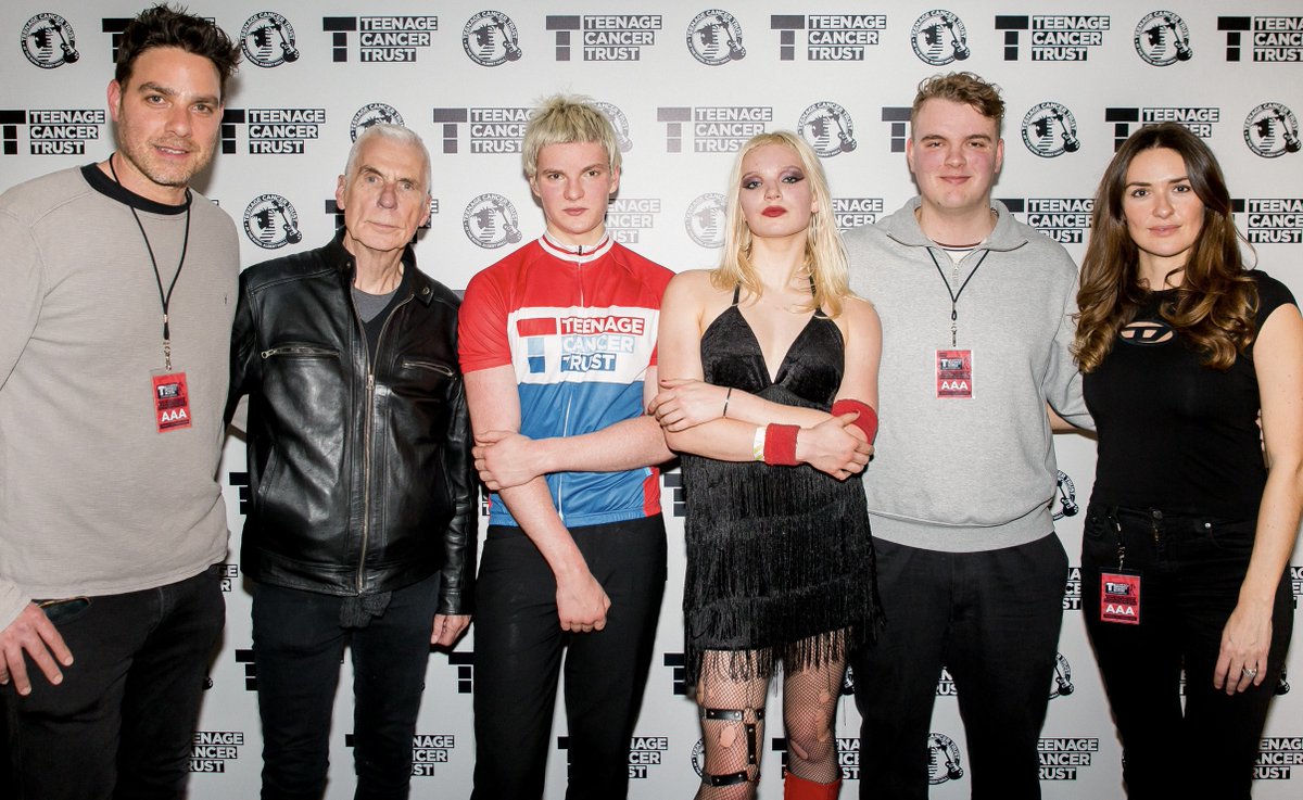 Rising rock duo The Molotovs sign with John Giddings' Solo Music Agency musicweek.com/live/read/risi…