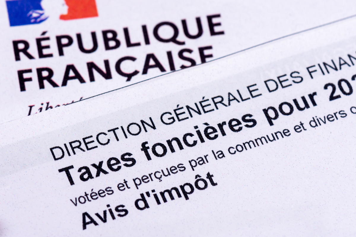 DemarchesAdministratives.fr (@demarchesadm) on Twitter photo Ces derniers jours, une rumeur a semé la panique chez certains propriétaires: les balcons et terrasses seraient davantage pris en compte dans le calcul de la taxe foncière, entraînant une augmentation significative de l’impôt. Il s'agit d'une fake news. ⤵️
demarchesadministratives.fr/actualites/tax… Ces derniers jours, une rumeur a semé la panique chez certains propriétaires: les balcons et terrasses seraient davantage pris en compte dans le calcul de la taxe foncière, entraînant une augmentation significative de l’impôt. Il s'agit d'une fake news. ⤵️
demarchesadministratives.fr/actualites/tax…