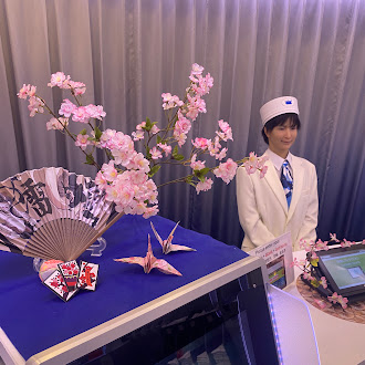 henhotel_asksbs's tweet photo. 皆様こんばんは！！
変なホテル東京浅草橋です。
明日から4月ということで、2階フロントでは桜の装飾を行っております。

皆様のご宿泊をお待ちしております。 https://t.co/P7Jy0xVrui